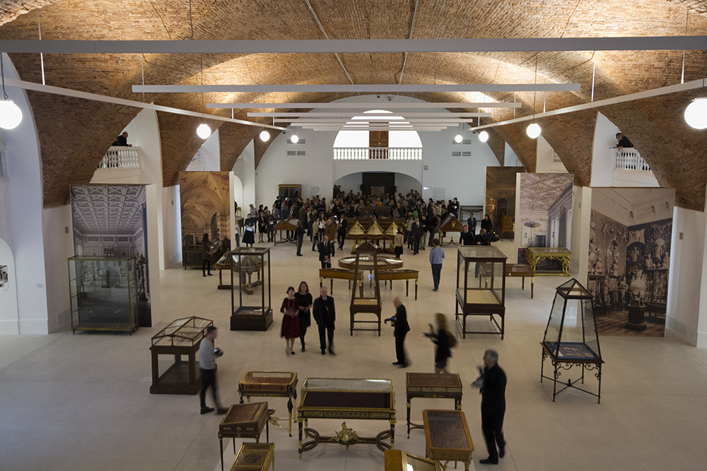 Первая выставка в Манеже: каким стал Малый Эрмитаж после реставрации