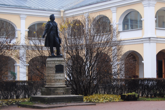 Посвященные Пушкину выставки станут бесплатными в день рождения поэта