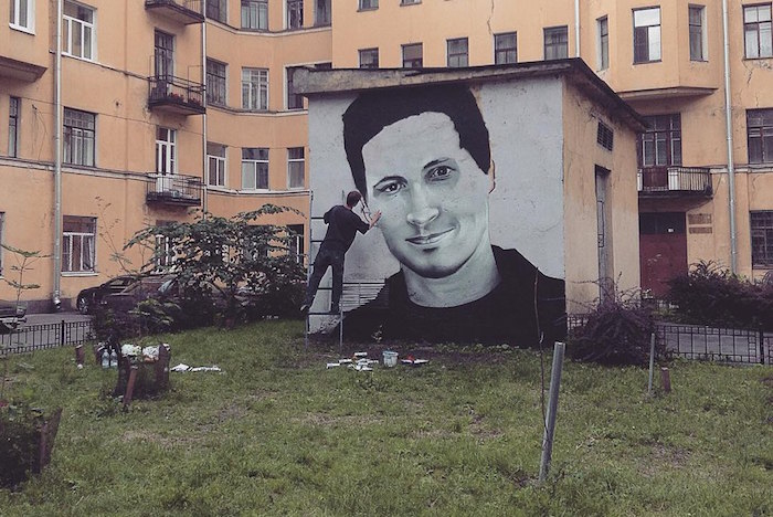В центре Петербурга нарисовали огромное граффити с Павлом Дуровым, Дуров прокомментировал