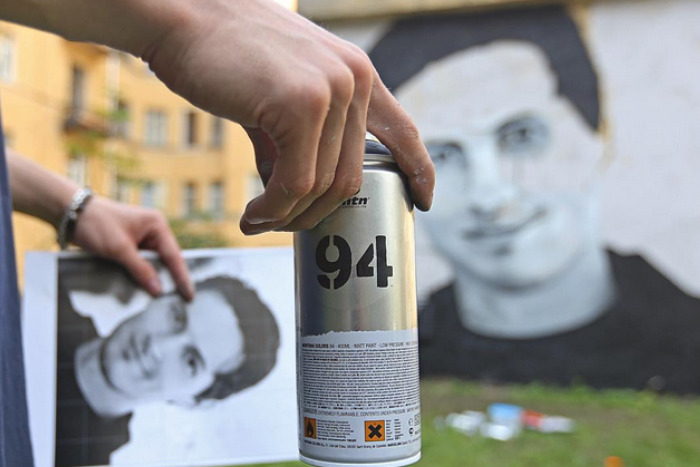 Авторы граффити с Дуровым рассказали о проблемах с организаторами фестиваля «ВКонтакте»
