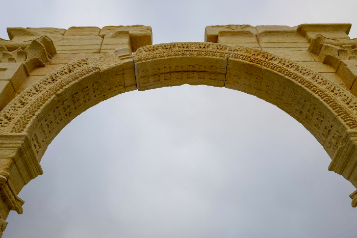 В Лондоне установили точную копию Триумфальной арки Пальмиры