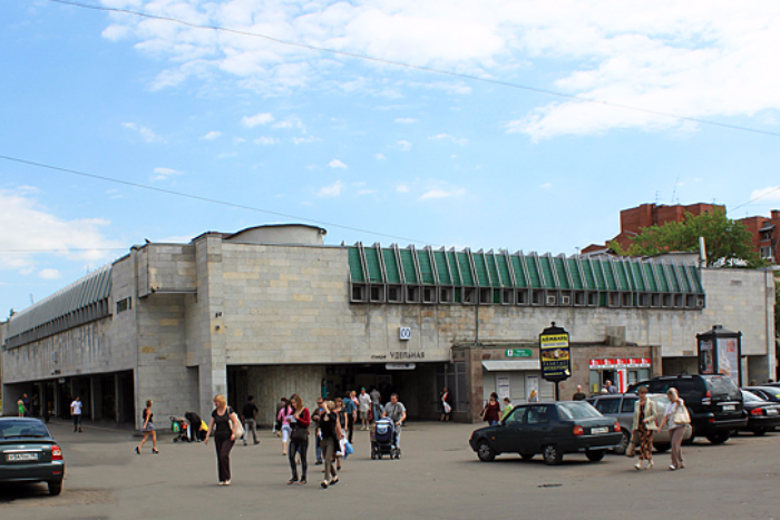 Удельная метро спб. Станция метро Удельная СПБ. Метро Удельная вестибюль. Вестибюль станции Удельная.