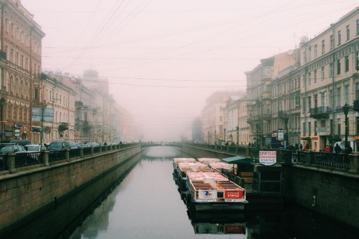 Синоптики предупредили, что во вторник Петербург может снова накрыть туманом