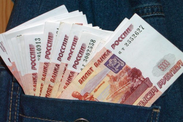 Борцы с коррупцией обнаружили, что власти заключили незаконные контракты с петербургскими ГУПами на 2,7 млрд рублей