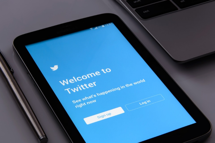 Twitter призвал пользователей сменить пароли из-за уязвимости
