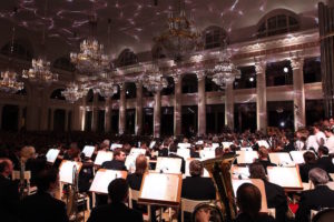 Филармония запускает первые трансляции в 2019 году. В январе покажут концерты с рождественским джазом, музыкой Чайковского и Шостаковича