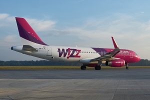 Благодаря режиму открытого неба Wizz Air запустил четыре бюджетных рейса в Европу. Что об этом известно и какие еще лоукостеры готовятся прийти в Петербург