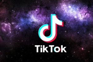 Суд оштрафовал TikTok на 2,6 миллиона рублей. Соцсеть отказывалась удалять противоправную информацию — в том числе о протестах