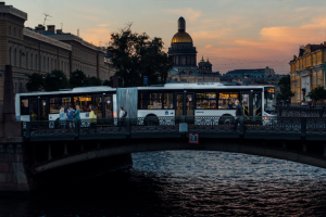В «Ночь музеев» в Петербурге запустят специальные автобусные маршруты. Вот где будет останавливаться транспорт