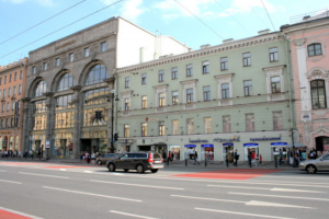 Музею городской скульптуры предоставили помещения на Невском проспекте взамен переданных РПЦ