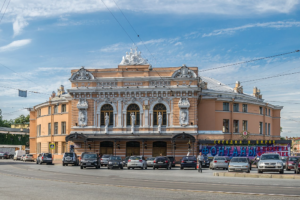 Какие федеральные учреждения культуры в Петербурге будут закрыты в нерабочие дни? Объясняет правительство