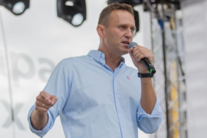 В Москве задержаны три сотрудника детективного агентства — их подозревают в «пробиве» данных для Навального, пишет ТАСС и Baza