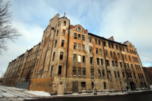 В Петербурге горел доходный дом Лялевича. Чем известно это здание?
