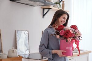 Служба доставки цветов «Русский Букет» дарит читателям «Бумаги» 10 % скидку 🌷