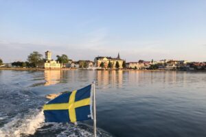 Дания и Швеция возобновили выдачу виз российским туристам. Как их получить и возможно ли добраться до этих стран?
