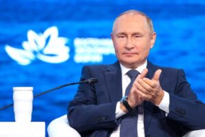 Мундепы из Петербурга хотят, чтобы Госдума обвинила Путина в госизмене