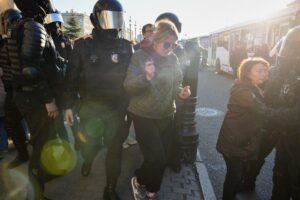 В Петербурге прошла вторая акция против мобилизации. Главное о ее ходе и задержаниях