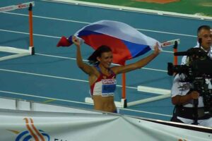 Легкоатлетку из Петербурга Наталью Антюх лишили золотой медали за Олимпиаду-2012. Она возглавляла комитет по спорту Петербурга
