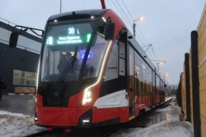 Для жителей «Ладожской» на время ремонта станции запустят трамвай с климат-контролем и USB-розетками. Проезд будет бесплатным