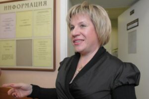 Марина Шишкина покинула пост председателя «Справедливой России» в Петербурге. Она выступила против союза с Пригожиным