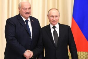 Россия разместит тактическое ядерное оружие в Беларуси, заявил Путин. Как на это отреагировали в мире?