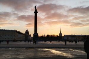 «До середины месяца потепления не будет». Главный синоптик Петербурга — о погоде 8 марта и о том, когда ждать –15 градусов