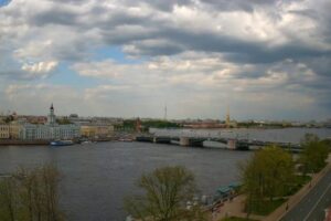 В Петербурге самый теплый день с начала года. Похолодает во второй половине недели