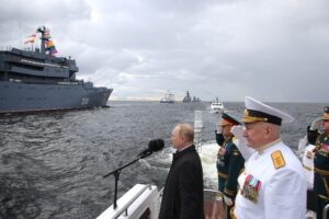 В Петербурге пройдет Главный военно-морской парад