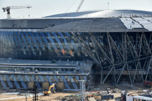 Посмотрите, как выглядит «СКА Арена» на месте рухнувшего СКК. Вокруг нее частично сняли забор