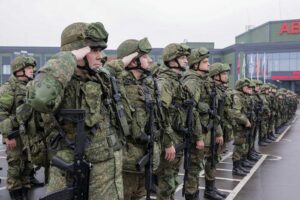 Уведомления о необходимости явиться в военкомат получат 30 тысяч петербуржцев