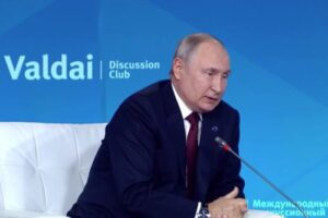 Владимир Путин сообщил об успешном испытании межконтинентальной ракеты «Буревестник»