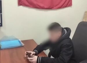 Полиция задержала трех видеоблогеров, снимавших уличную драку в Петербурге