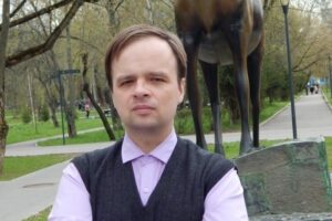 Петербургский активист объявил голодовку после того, как его арестовали на 10 суток