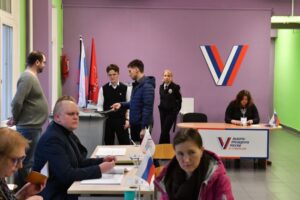 Голосование на выборах президента в Петербурге. Главное — в онлайне «Бумаги»