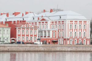 Сотрудникам СПбГУ прислали рассылку о «психологическом влиянии украинских спецслужб» на россиян