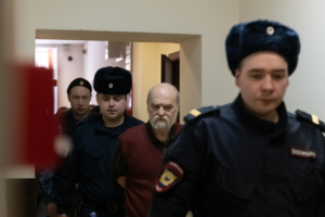 Суд в Петербурге арестовал на два месяца диссидента Александра Скобова